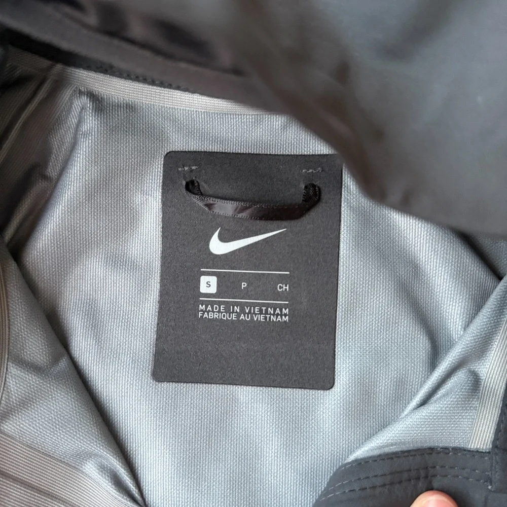 Nike‎ Mens Rain Jacket Dark Gray Full Zip Hooded Arkansas Razorbacks Logo Size S